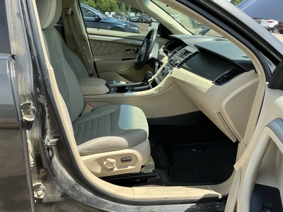 USED 2018 FORD TAURUS