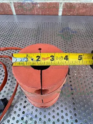 USED MKS 9599-0680 FILTER HOUSING HEATER / JACKET 4" X 5 1/2", 120V