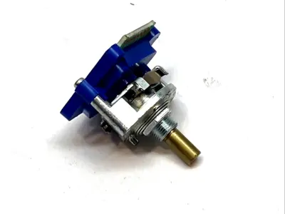 USED TOSOKU ROTARY CODE SWITCH 30° 12-POSITION ROUND SHAFT