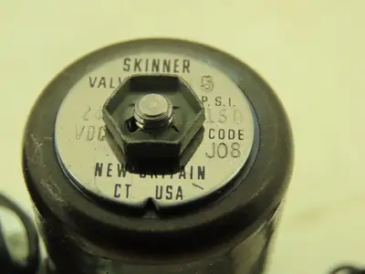 Honeywell Skinner MBD-009 Solenoid Valve 4-Way 24VDC 150 PSI 1/4" NPT MBD005