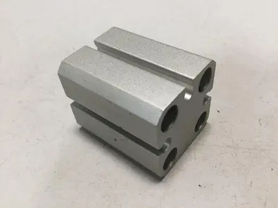 USED SMC CDQSB12-10D-M9BVL