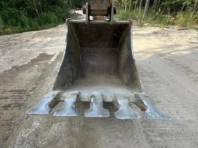 2007 KOBELCO SK250LC Excavator | Title Equipment & Recreation Inc. (7)