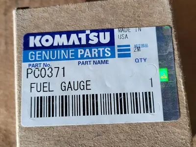 NEW KOMATSU PC0371