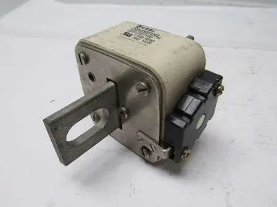 Buss Bussman SPP-7E1100 Semitron Square Body 700V 1100A High Speed Fuse