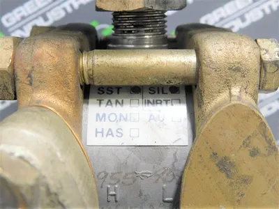 Fisher 1151GP6E12 Pressure Transmitter 100 PSI Max. 45VDC Supply Used