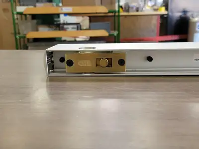 4" Door Rail W/ Lock DR4SSA12CL