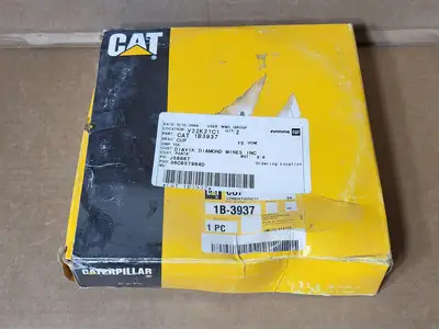 USED CATERPILLAR 1B-3937