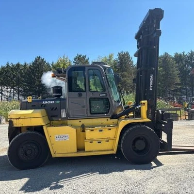 Used 2016 HYUNDAI 130D-9 Internal Combustion Forklifts: Pneumatic Tire Washington US | Leavitt Machinery #1443675
