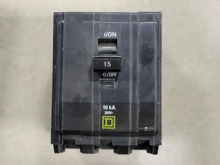 Used SQUARE D QO315 Switchgears British Columbia CA | Lenmark #242327