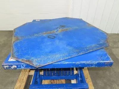 AMI Spring Loaded Industrial Pallet Load Leveler 3500lbs 42x46" Swivel Top