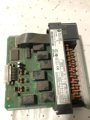 USED ALLEN BRADLEY 1746-OX8