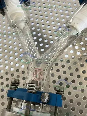 USED BUCHI GLASS USTER KATALOG 8801 Y SHAPED GLASS W/ 2 VALVES