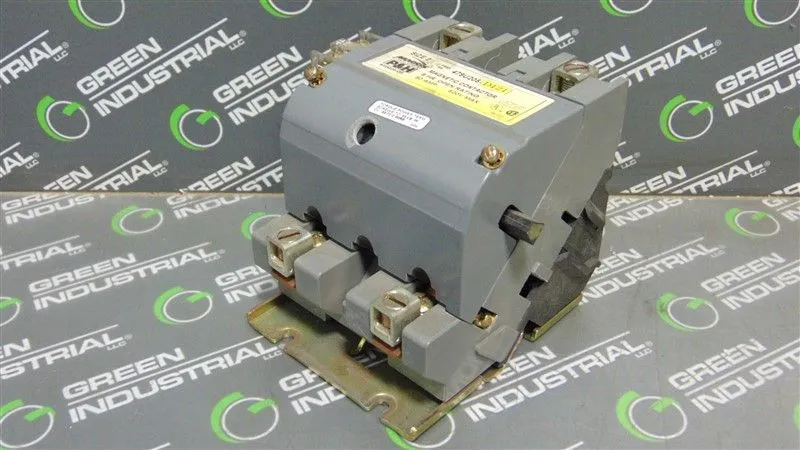 P&H 479U205-D121 Size 2 Magnetic Contactor 50A 110-120V / 220-240V Coil Used