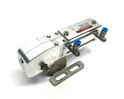 82L20-4435 | Destaco  Pneumatic Power Clamp 20mm Bore 5 - 60 Deg. Angle, NO ARM - Used