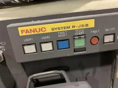Used 2002 FANUC S-500IB Robots Michigan US | Aucto #1332260