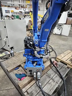 USED 2014 YASKAWA MOTOMAN MH50-20