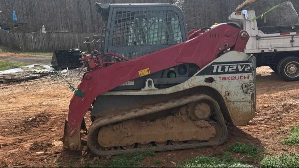 USED 2017 Takeuchi TL12V-2