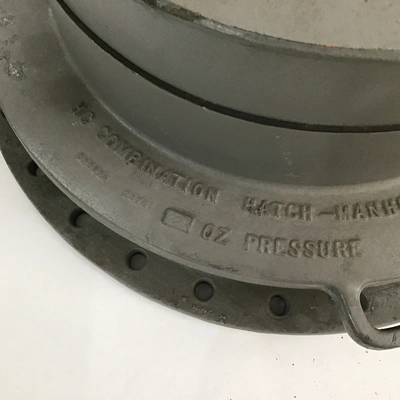 Knappco HC1110 Hatch Manhole Tank Lid Cover 1/2oz Vacuum 2oz Pressure w/Steel Top