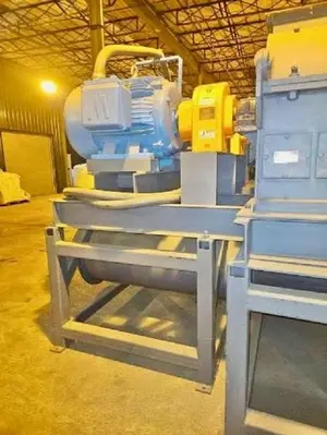 USED SCHUTTE   HAMMER MILL 250 HP