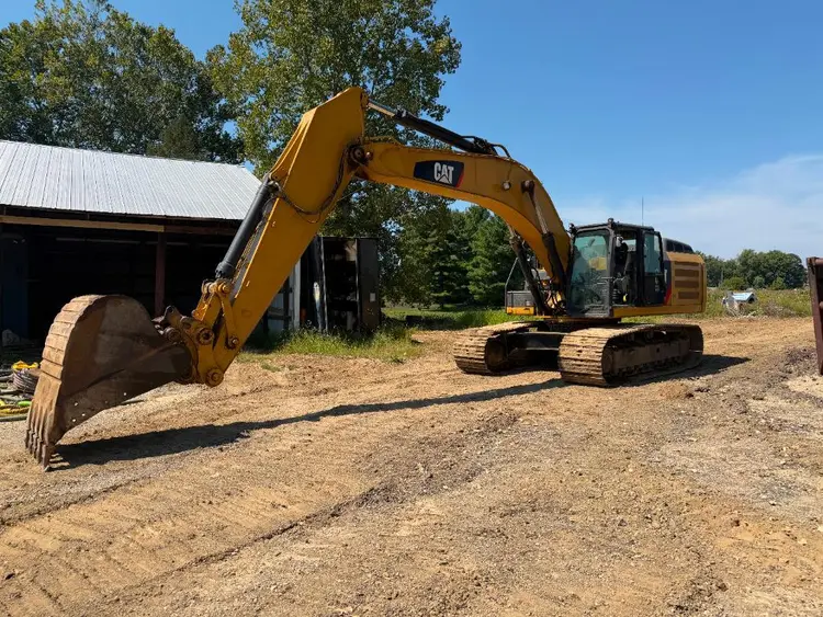 Used 2013 _UNKNOWN_ _UNKNOWN_ Crawler Excavators Ohio US | Myron Bowling Auctioneers Inc #1504221