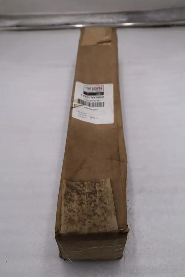 FISHER CONTROLS 1V6575X0052 2-15/16 Orf 1L5000 Plug / Stem Ball (NEW) #SGF-54