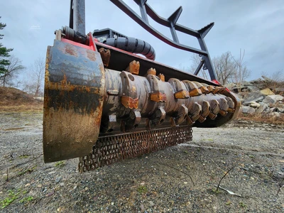 Used 2015 FECON FTX128L Forestry Grinders New York US | Abele Tractor #1343184