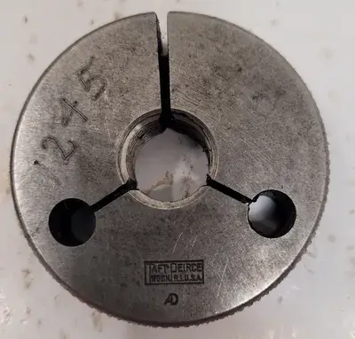 USED TAFT-PIERCE THREAD RING GAUGES