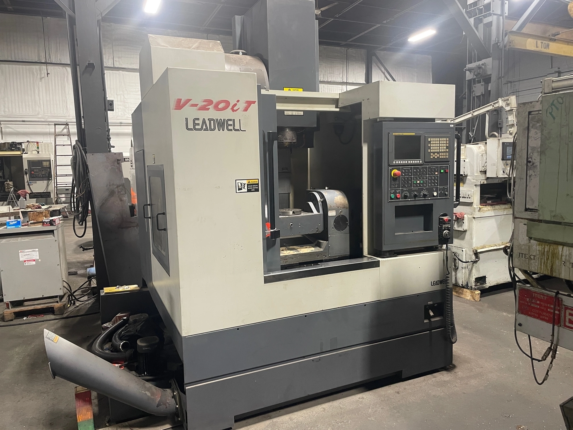 USED 2012 LEADWELL V-20IT