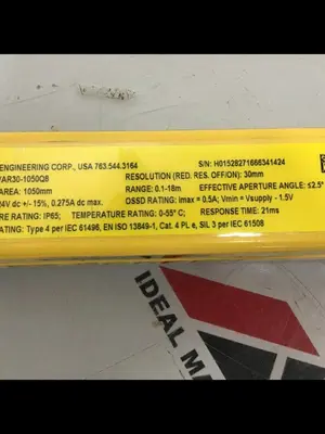 USED BANNER ENGINEERING SLSVAR30-1050Q8