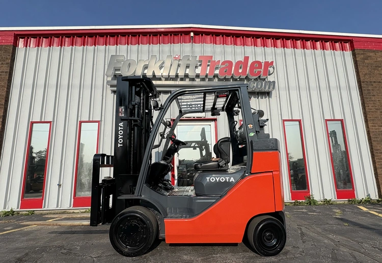Used 2017 TOYOTA 8FGC35U-BCS Misc Forklifts | Forklifttrader.com #577482