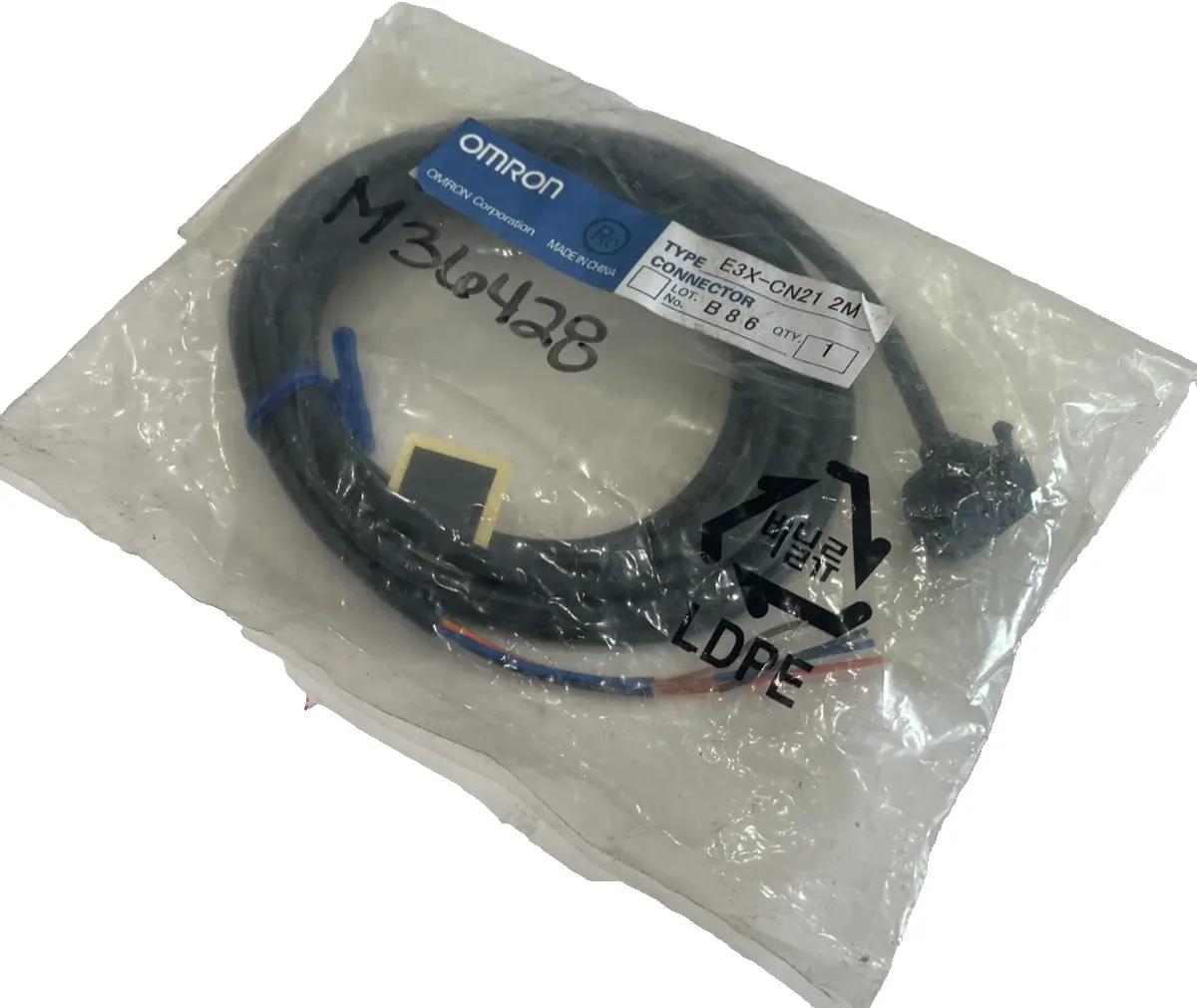 NEW OMRON E3X-CN21-2M PHOTOELECTRIC SENSOR E3XCN212M