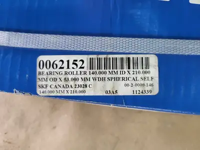 NEW SKF 23028 CC/W33