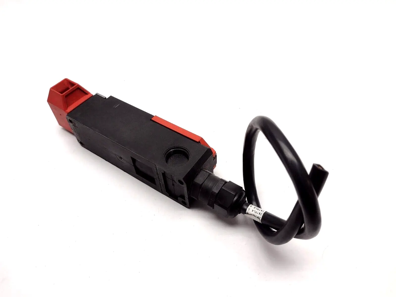 USED BANNER ENGINEERING SOLENOID LOCKING INTERLOCK BODY