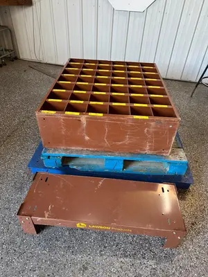 Used _UNKNOWN_ _UNKNOWN_ Bins Tennessee US | Myron Bowling Auctioneers Inc #1547649