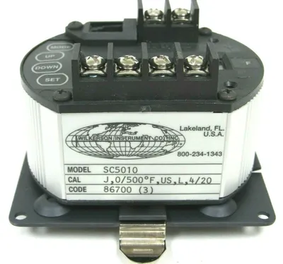 NEW WILKERSON SC5010 TEMPERATURE INDICATOR