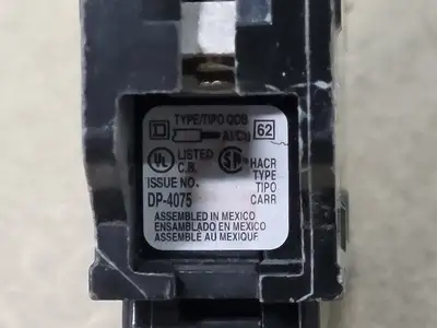 USED SQUARE D QOB135