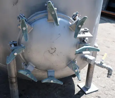 SPC8141  Tank 800 gallon vertical tank, 304 SS, dish