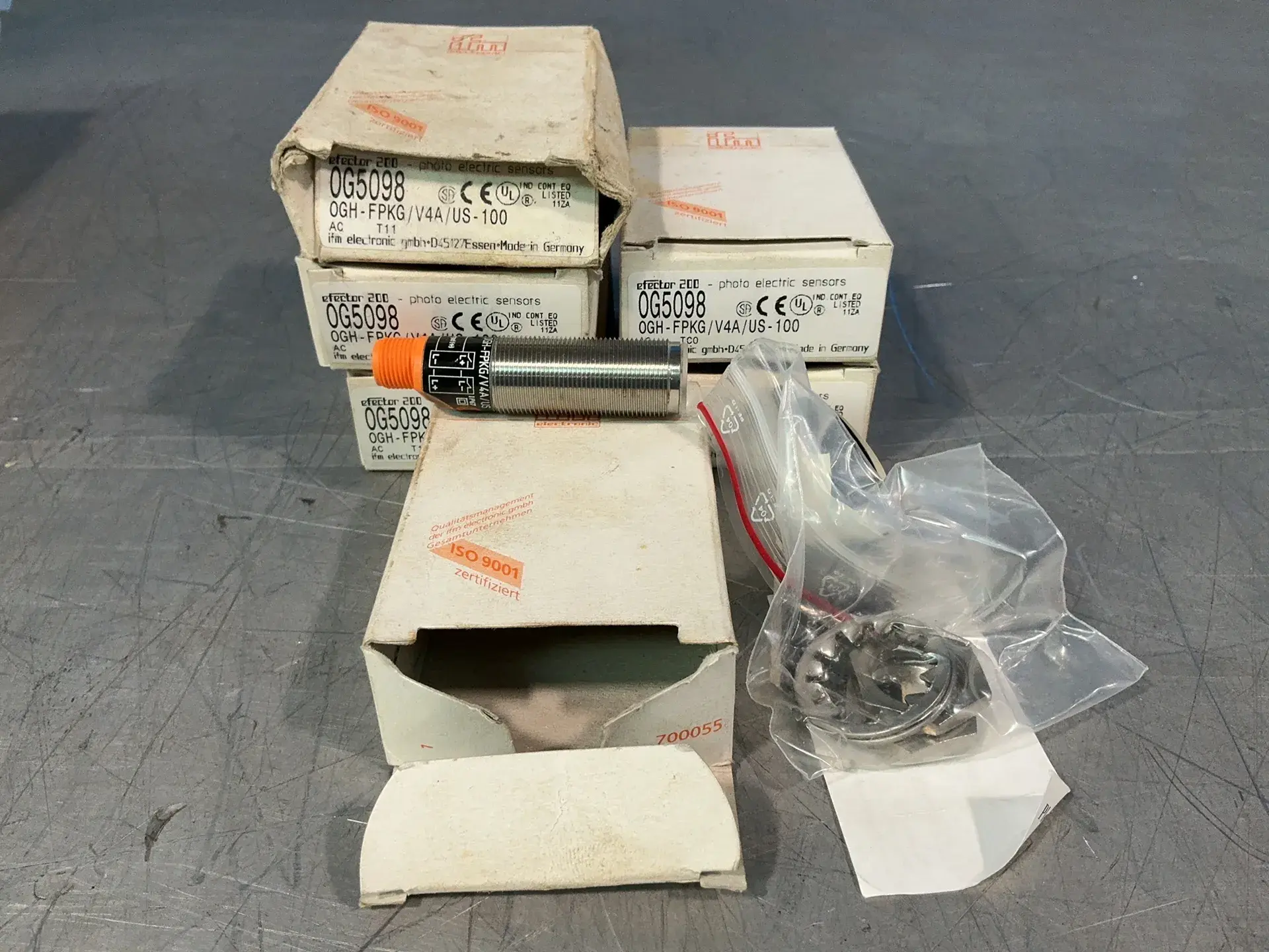 Used IFM ELECTRONIC 0G5098 Photoelectric Sensors Ohio US | HGR 24 #1572137