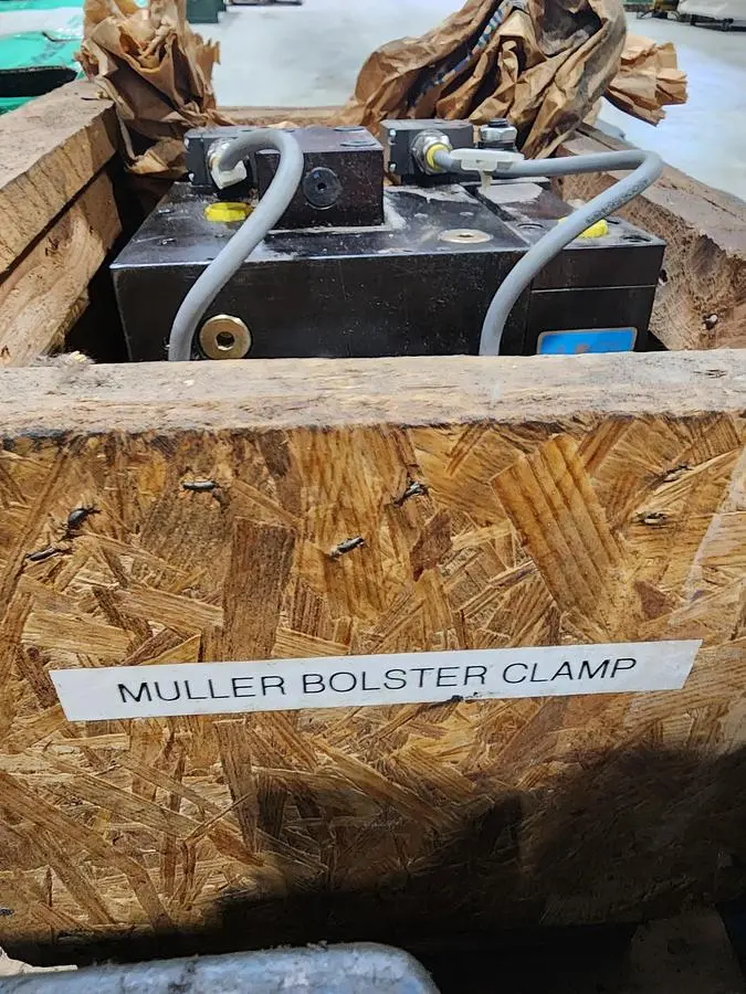 Muller Weingarten Optima Spanntechnik PDV200 / 1000 Ton Muller Bolster Clamp