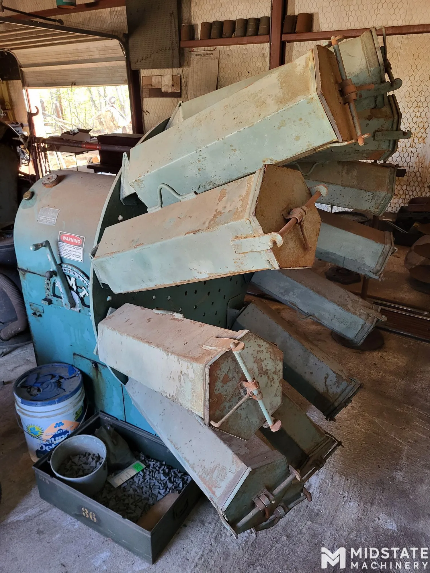 B.M.T. 1MB 100 Multibarrel Vibratory Deburring Machine