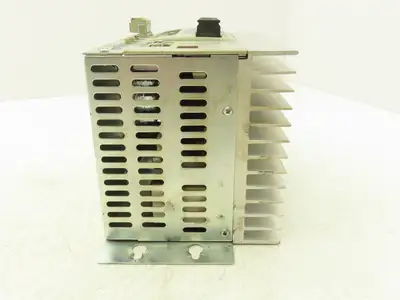 Allen Bradley 2098-DSD-020X-DN Ultra 3000i Servo Drive 120/240V 1PH 18A 0-400Hz