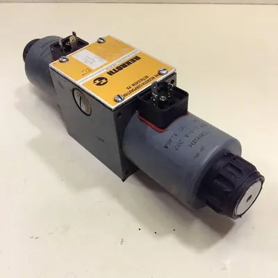 USED REXROTH 4WE10E31/CG24N9K4/V