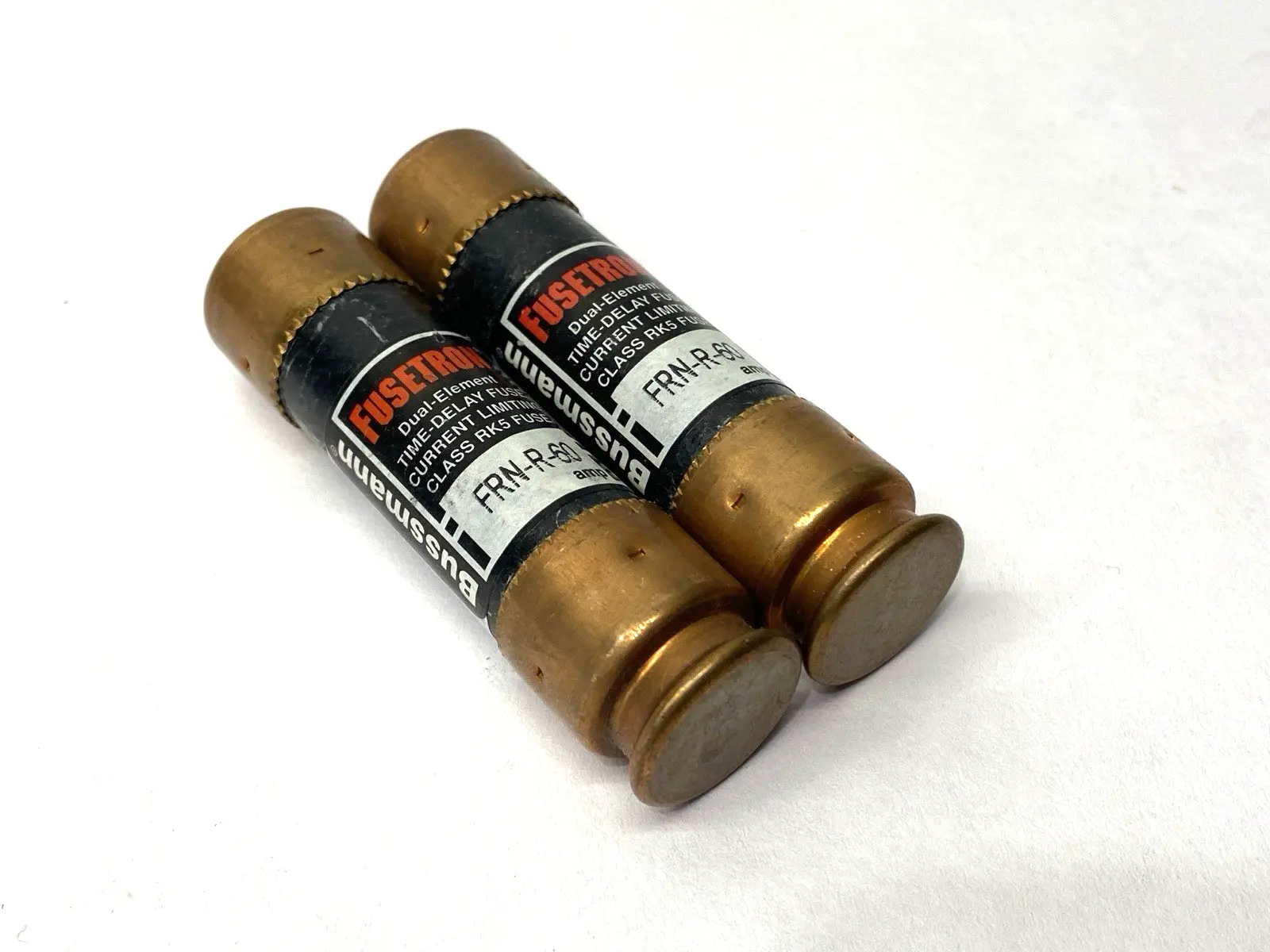 New | in-Stock COOPER DUAL-ELEMENT TIME DELAY FUSE 250V 60A LOT OF 2 Fuses Michigan US | Maverick Industrial Sales #1090172