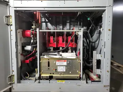 USED SQUARE D EG44D