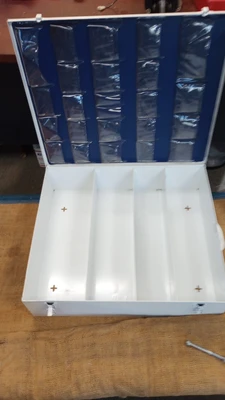 CINTAS EMPLOYEE FIRST AID STATION CABINET S5"X22"X10"