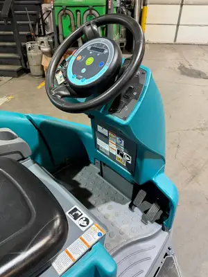 Used 2019 Tennant T16 Scrubbers New York US | United Lift #1445346