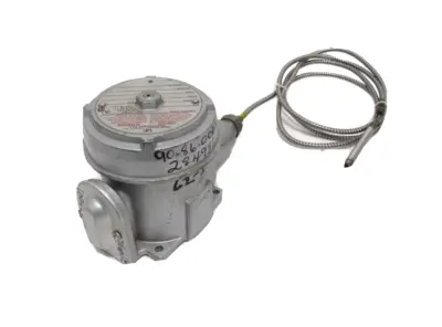 NEW UNITED ELECTRIC E122-8BS TEMPERATURE SWITCH 350-640F E1228BS