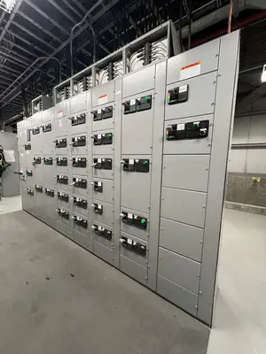 Advantage 2100 MCC, 600V, 3-Ph, 1200A, 9 Sections