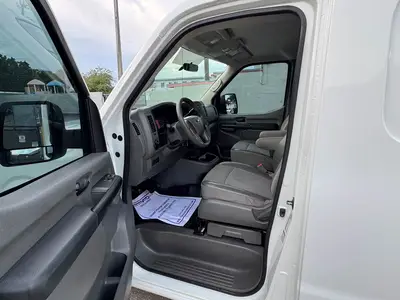 Used 2017 NISSAN NV 2500 Vans Florida US | Truck and Van Outlet #1509204