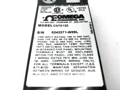 Used OMEGA Autotune Temperature Controller 1/16 DIN 100-240VAC Temperature Controls Michigan US | Maverick Industrial Sales #1393172